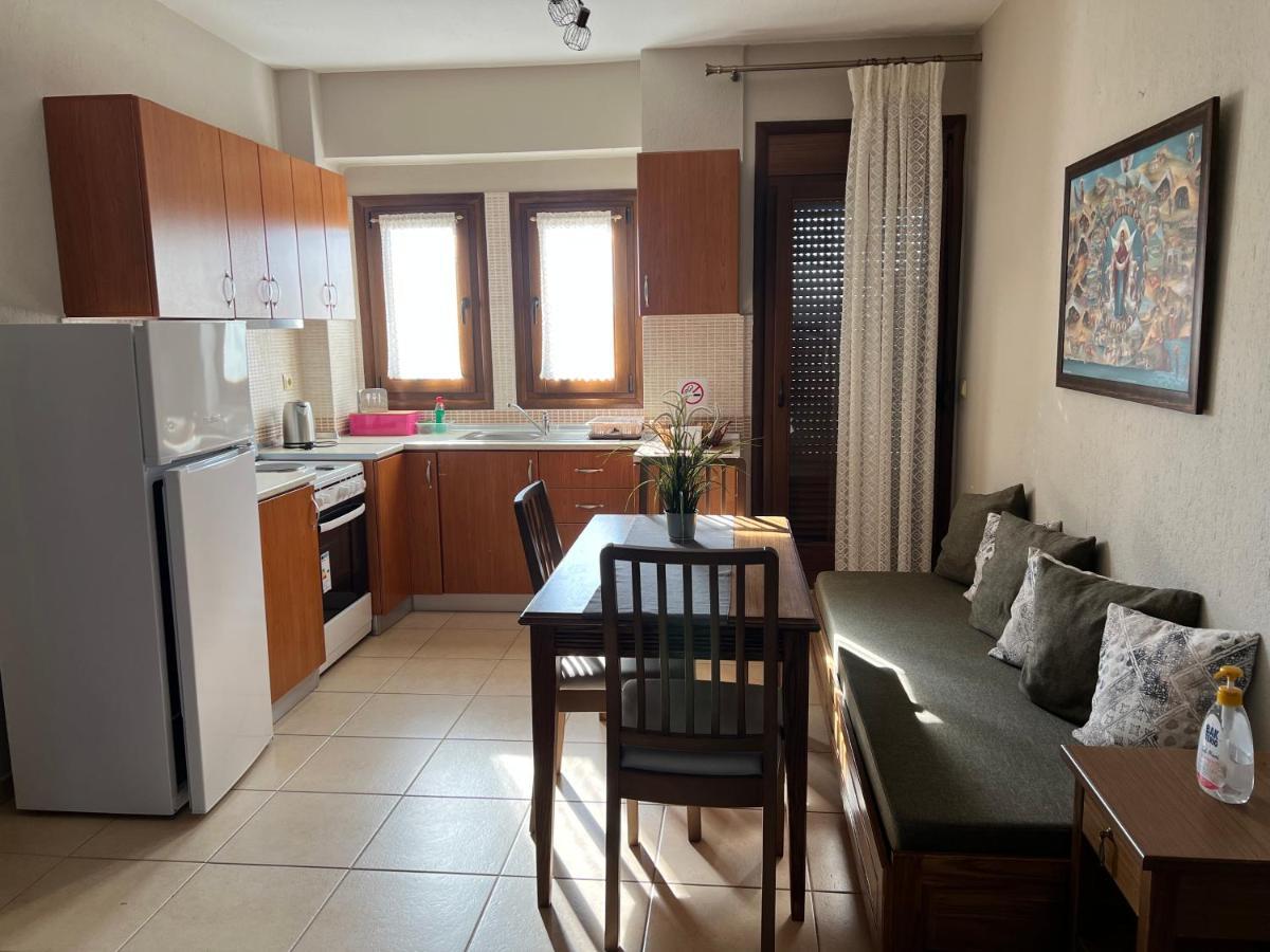 Nea Roda Apartments 외부 사진